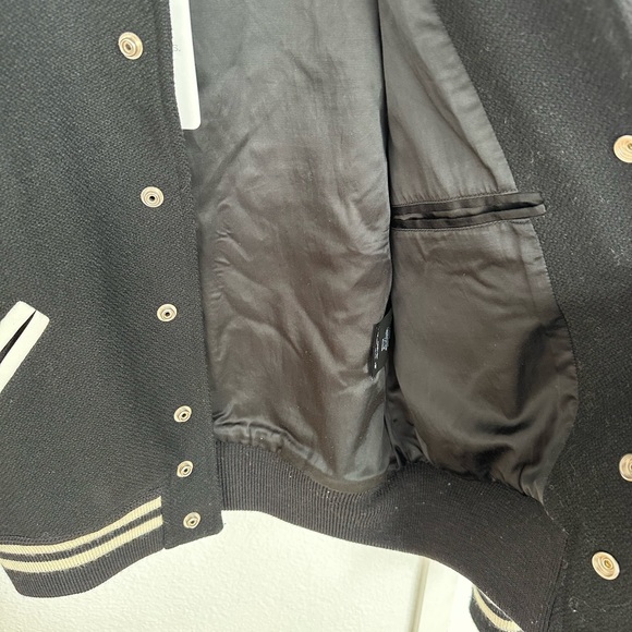 COPY - AUTHENTICATED SAINT LAURENT BLACK W/ WHITE LEATHER TRIM TEDDY BOMBER JAC… - Picture 13 of 15